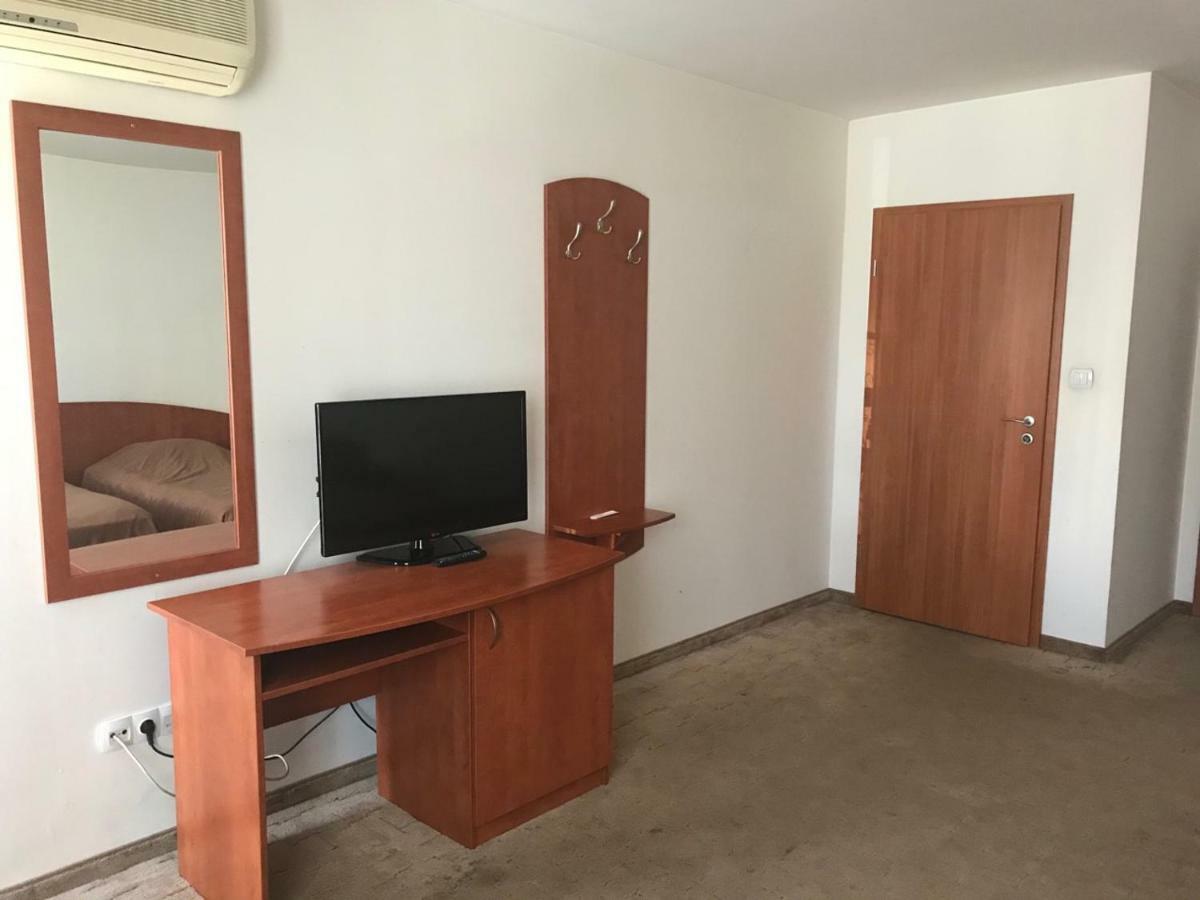 Family Hotel Odessa Sevlievo Extérieur photo